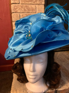 Light blue hat